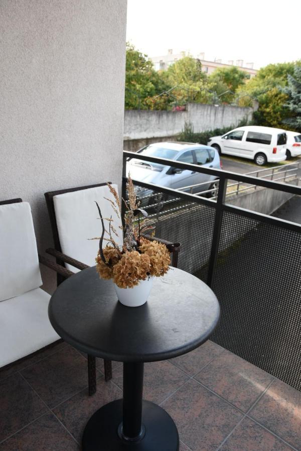 Api Apartment Загреб Экстерьер фото